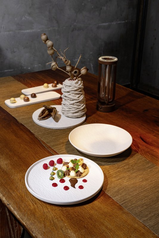 Porzellanserie "Lavanit" weiß Pastateller (3)